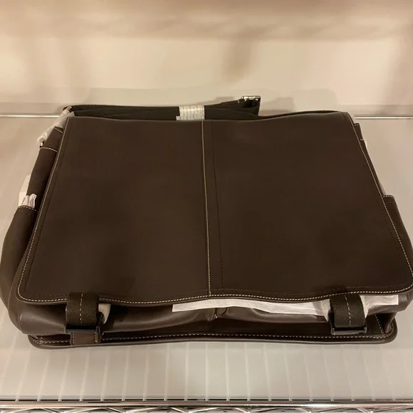 Men’s Coach Messenger Bag - Picture 10 of 12